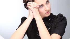 Как да избелите кожата на лактите и коленете?