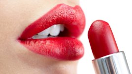 Триковете на дълготрайното червило