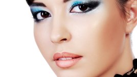 Точният грим за кафяви очи