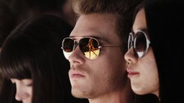 Какво издават дрехите му на първа среща 