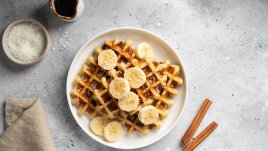 Гофрети с банан и канела