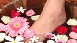 Домашни ексфолианти за крака