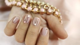 7 тенденции в летния маникюр за къси нокти