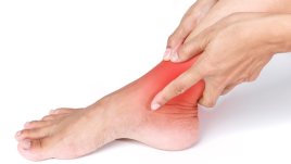 Натурални средства при подути крака 