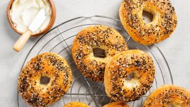 Домашен бейгъл с 3 съставки