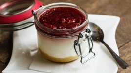 Чийзкейк в бурканче