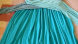 Модерни в синьо като Искра Радева и Маргарита Хранова