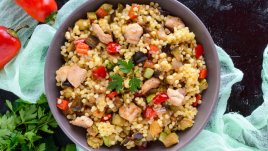 Салата с пилешко, кускус и дресинг