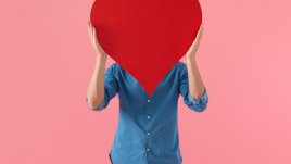 15 безспорни знака, че той е влюбен във вас