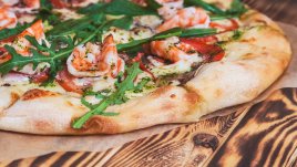 Домашна пица със скариди