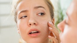 Ежедневни грешки, които изсушават кожата и я увреждат 