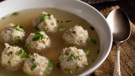 Класическа супа топчета