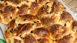 Козуначен кекс за Томина неделя