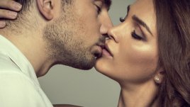 5 основни техники за страстни и незабравими целувки 