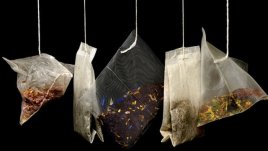 Как баните с чай помагат срещу миризливи крака?