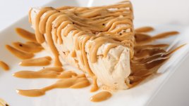 Домашна сладоледена торта с карамел 