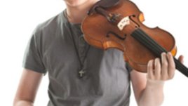 Момче цигулар от български произход е една от 100-те личности на бъдещето