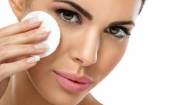 Лосион за почистване на грим с натурални съставки