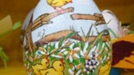 Керамичното яйце &ndash; платно за великденска картина