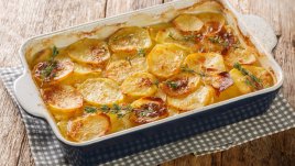 Запечени картофи със сирена