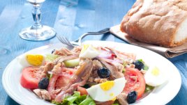 Салата „Нисоаз“ („Ница“)