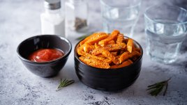 Картофени пръчици с ароматни подправки