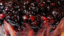 Чийзкейк с ягоди и горски плодове