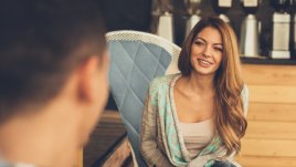 Признаци, че е време да направите пауза със срещите 