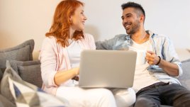 Колко дълго да се срещате преди да се обявите за двойка?