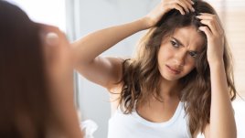 Грешки, които влошават пърхота 