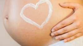 Натурални методи за справяне със стриите през бременността