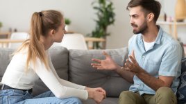 5 признака, че партньорът ви се държи незряло във връзката