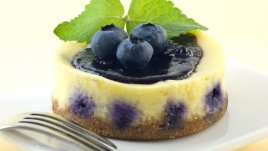 Миничийзкейкове с боровинки и лимон