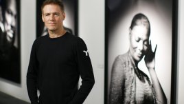 Брайън Адамс стана баща на момиченце