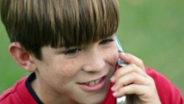 Французите забраняват GSM в училище