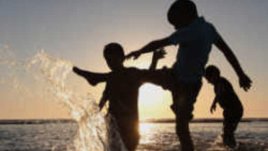 Какви летни опасности дебнат децата през ваканцията