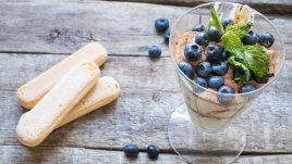 Десерт с бишкоти, коняк и маскарпоне