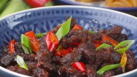 Глазирано телешко със зеленчуци и сос 