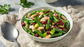 Салата с три вида боб