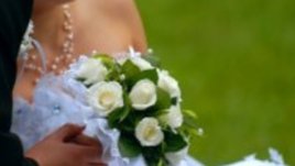 Как се канят кумове и какви са техните задължения?