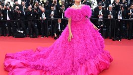 Звездните тоалети на фестивала в Кан