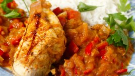 Пилешки гърди с вкусен сос