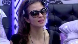 Райна плаче за Константин