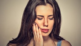 Естествени лекове при болки във венците и зъбите