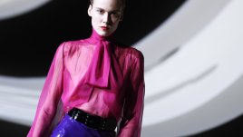 Ефирни материи и ярки цветове в колекцията на Yves Saint Laurent 