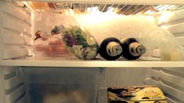 5 натурални начина да изчистите и ароматизирате хладилника 