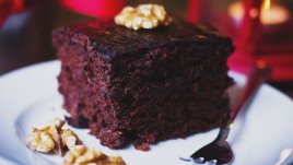 Брауни със смокини, какао и ванилия 