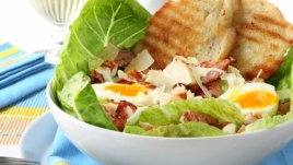 Салата от пиле с майонеза