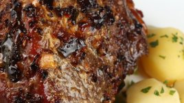 Свинско с ориз и коприва