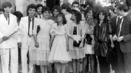 Абитуриентите през годините